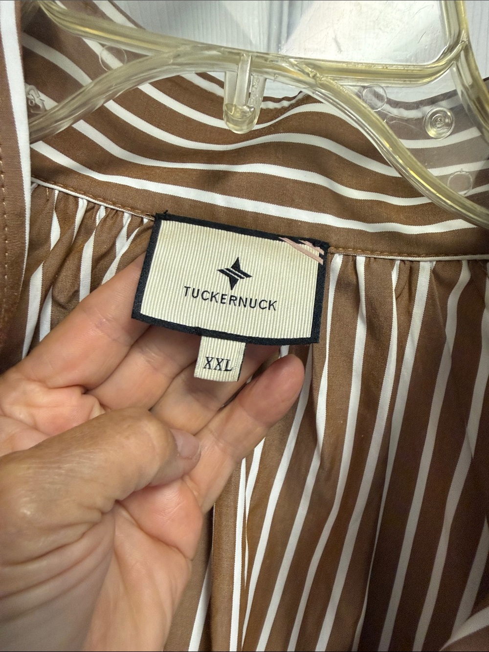 Tuckernuck Brown and White Stripe flowy stand up collar V-Neck Blouse XXL - Picture 6 of 11